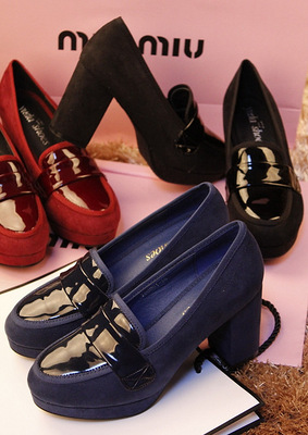 2013春季新款粗跟单鞋 欧美百搭显瘦高跟鞋 超