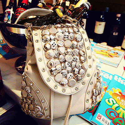 2013新款日韩甜美女包 钮扣装饰单肩双肩包 两