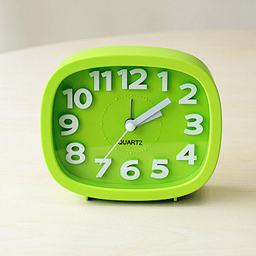 电池钟意轩家居用品钟表简约装饰百搭数字立体