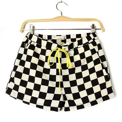 2013夏季新款女式短裤黑白格子系绳短裤热裤