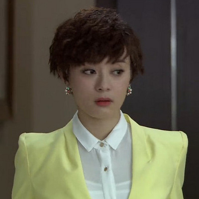 辣妈正传孙俪夏冰同款淡黄色修身西装<em>外套</em> 预