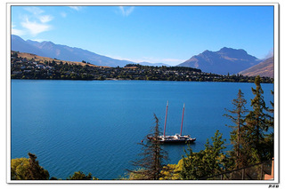 深邃幽蓝的瓦卡蒂普湖(lake wakatipu(一—皇后镇湖区