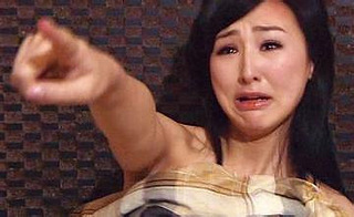 <em>女子</em>遇强奸谎称喝水跑出门求救 身上<em>仅穿内裤</em>
