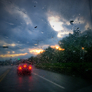 暴雨来临前