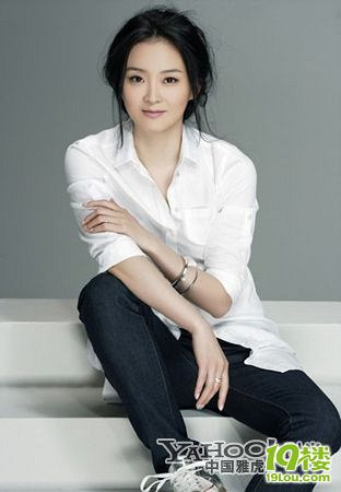 贵妇王艳穿搭有术俘获男人心