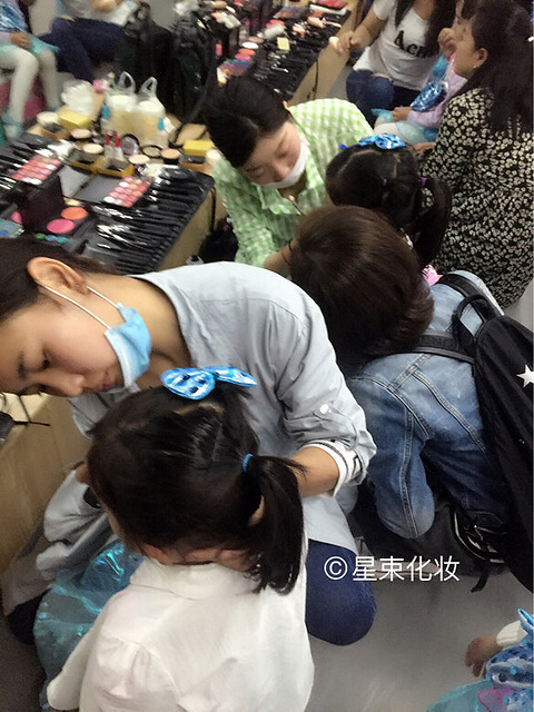 杭州星束影视化妆培训学校招聘-化妆师美甲师