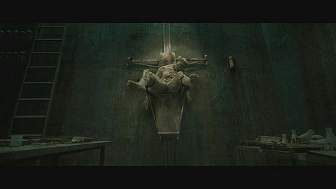 死亡矿坑 一部确实很坑的经典动作电影