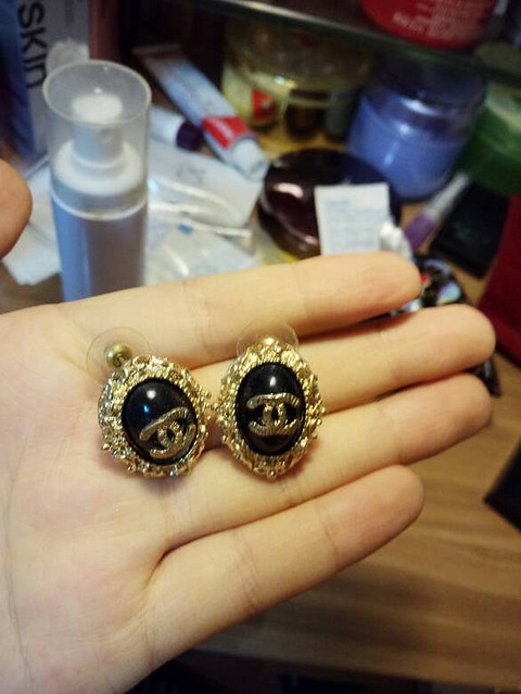 chanel复古耳钉.1比1定制的,连后面的logo