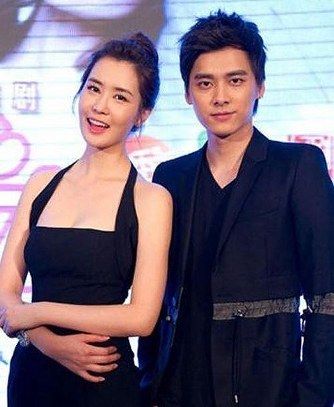此外,李多海与李易峰曾合作过《爱的蜜方》,二人一度因飞生情.