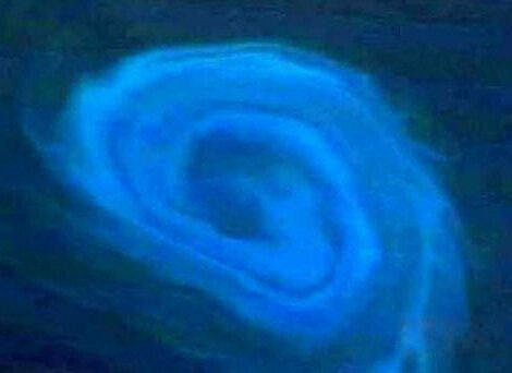 大西洋南部发现神秘"海洋漩涡黑洞"