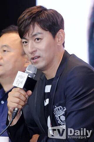 朱镇模加盟《拖行李箱的女人》搭档崔智友