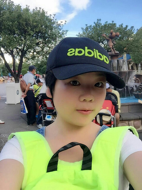 听说昨天是鬼节。害我整晚没睡好