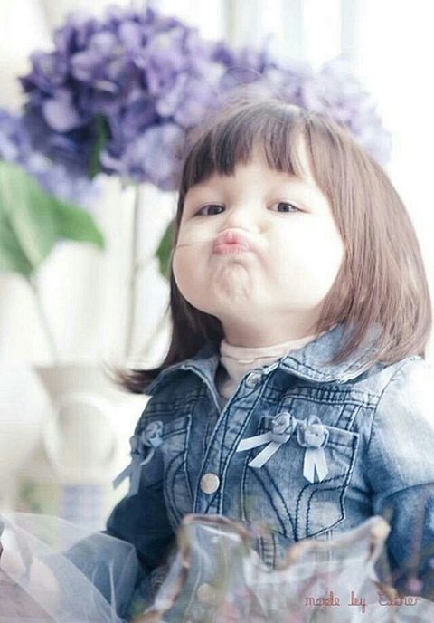 孩子粘人,是时候让他学会自我满足了