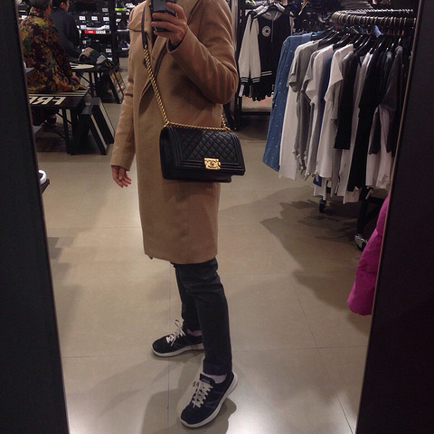 chanel香奈儿LE BOY黑色荔枝纹中号