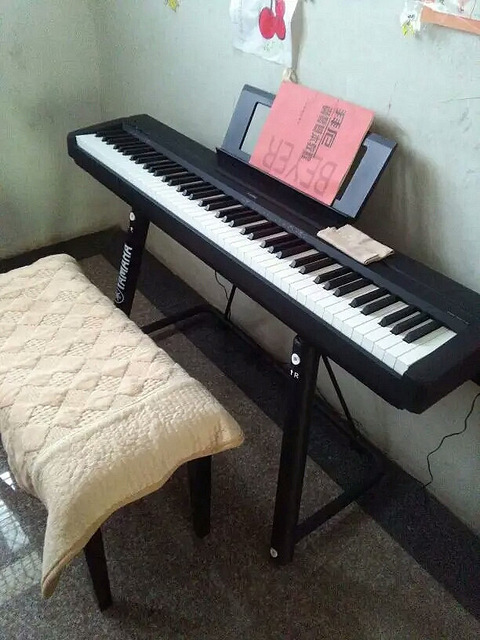 雅马哈电钢琴88键重锤P48 数码钢琴成人电子