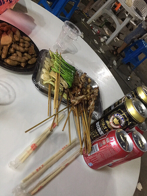 此时的心情约上三五个姐妹,喝上小酒,生活