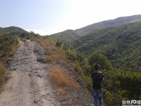 温岭大宝山汽车摩托车越野