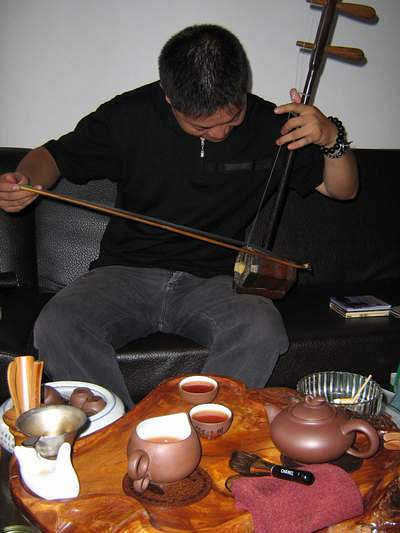 [原]二胡大师演奏到动情之处