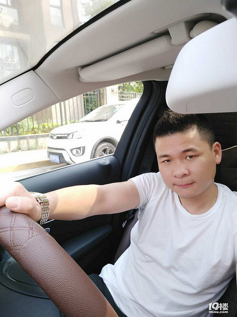 88年老余杭男.当兵退伍.房地产销售工作,找个实