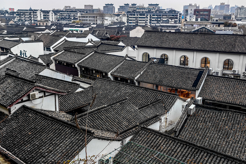 ��ӷ��д��ǽ���ߵ��Ϸ���