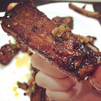 ���ƺڰ�����--�����ζ��С��