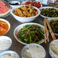 ������ö������