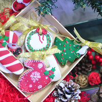 ����ƽ��ҹ����һ��ʥ��ϵ�еı���ף���ʥ������