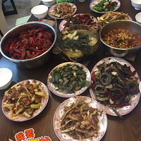 ����������ɳ�·�ϵ�С����