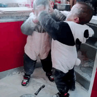 �ָ���ҷ���һ����ͯ��Ц��ͼ