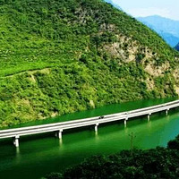 �й�Ψһ����ˮ�ϵĹ�·��1�������1�ڣ�����������Ϣ