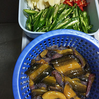 �Գ���������Σ�