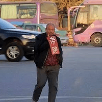 ԭ������·�ھ����Ӵ�·��ȥ�Ķ��ˣ����û����������Ӱ��