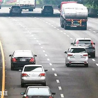 ������㿪���������м䳵�����������Ļ���������˾��