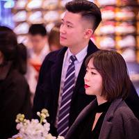 ԸɶֱŮʦоǵĲʿʢװϯ