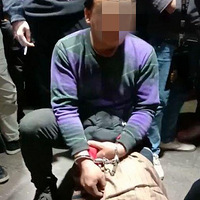 ��ҹ����11��СŮ���������˳���������������ϳ�����