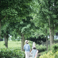 ��Ů��ȥɽ��ӵ������Ȼ����Ƭ����������ĩ���޵ء�