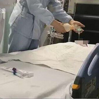 7���´���Ӥ�Ȳ������ˣ�ֻ������ι��һ������