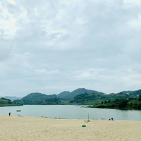 ������أ�ȥ��һ���ٺ��ߣ���ɳ��ˮ����ĩ���޵ء�