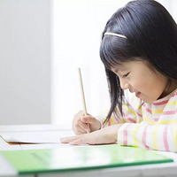 ͯ�Ǽҳ����ÿ��������뺢���ǵ�ԭ���Ը�����