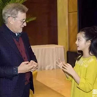 �ƶ������5������һ�Ƚ������ƺ���72�䣬˭������81�ѣ�