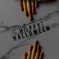 Trick or treat?ʥڵӦСƷ