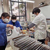 �����ڼ䣬���ν�ѧ��лС���ж����Ǹܸܵ�