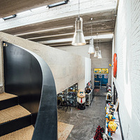 ��������400�O����һ��ǽ����һ�׷�������Ǯ����Ҫ������