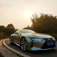 �������Լݡ���ɽƺ�Լ��׿���˹LC500h�������ܳ��������ģ�