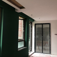 װ�޽����½׶Σ�ˢ����� ��ĸ��ǽ���е���ÿ�Ŷ