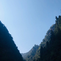 ����������ɽ��������ס����������������滷ɽ����Ȼ����