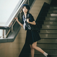 ������죬���������Ƭ����ϵ����վ~