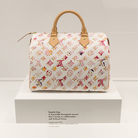 LOUIS VUITTON  ɰ