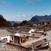 �����ɽ1000�׵�С������     ��ĩ�͸�ȥɽ��ſ�