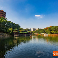 С������С���ϡ�С���������山���С�ڹ�԰���������ı��صأ�